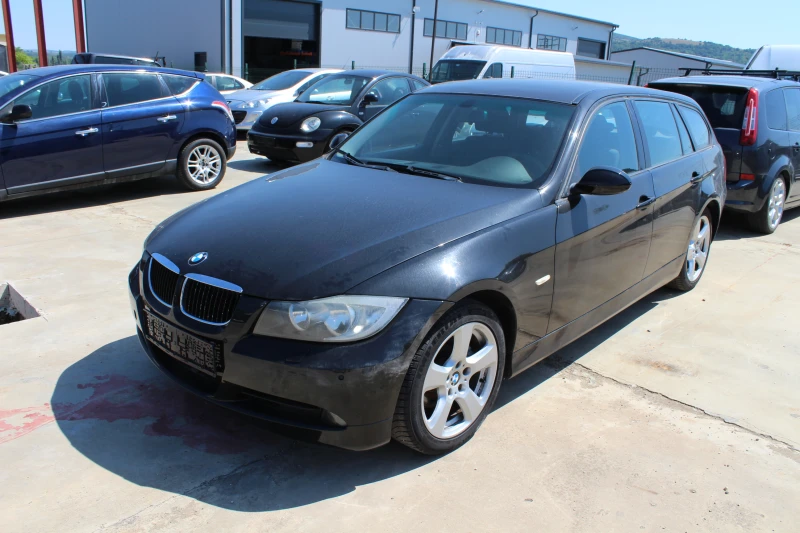 BMW 320 2.0Д, снимка 4 - Автомобили и джипове - 47403590