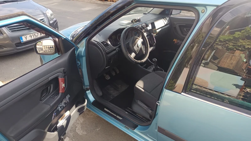 Skoda Roomster 1.6 tdi 90к.с. комънрейл, снимка 15 - Автомобили и джипове - 47380964