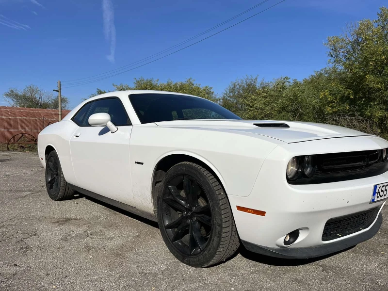 Dodge Challenger R/T, снимка 3 - Автомобили и джипове - 47580981