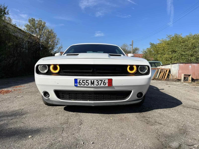 Dodge Challenger R/T, снимка 5 - Автомобили и джипове - 47580981