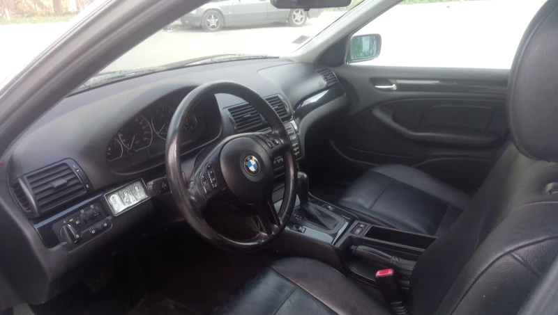 BMW 320 320i, снимка 2 - Автомобили и джипове - 48257315