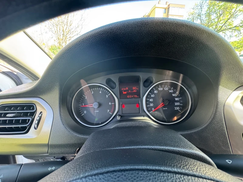 Citroen C-Elysee 1.2 Газ Бензин 165к, снимка 9 - Автомобили и джипове - 52544412