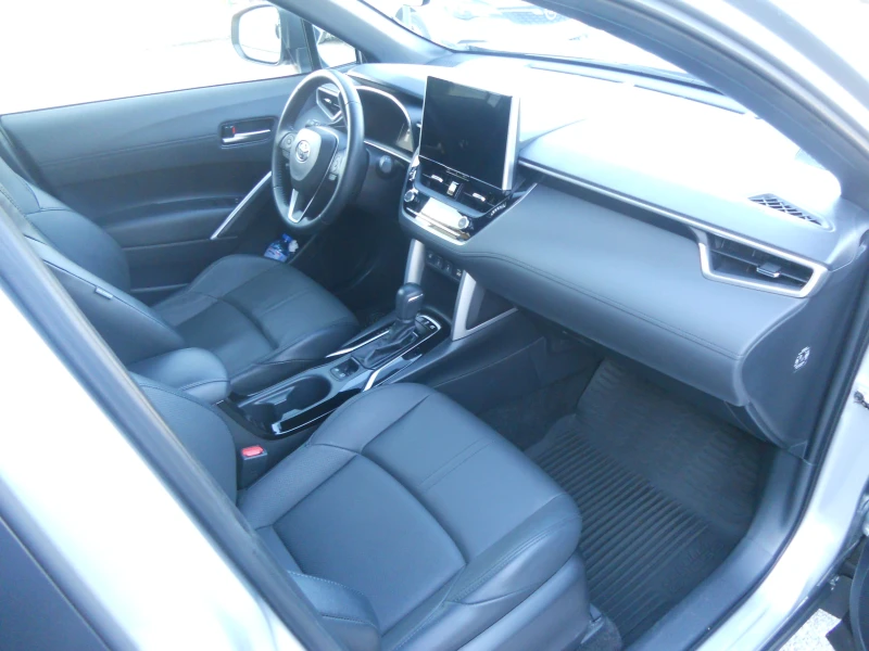 Toyota Corolla Cross 2.0I Хибриден!Гаранция 4х4, снимка 9 - Автомобили и джипове - 50290352