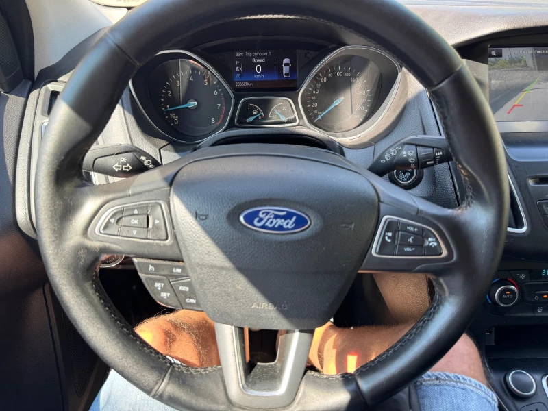 Ford Focus 1.6i LPG 120hp* LED* NAVI* КАМЕРА* KEYLESS* 2015г, снимка 10 - Автомобили и джипове - 50798435