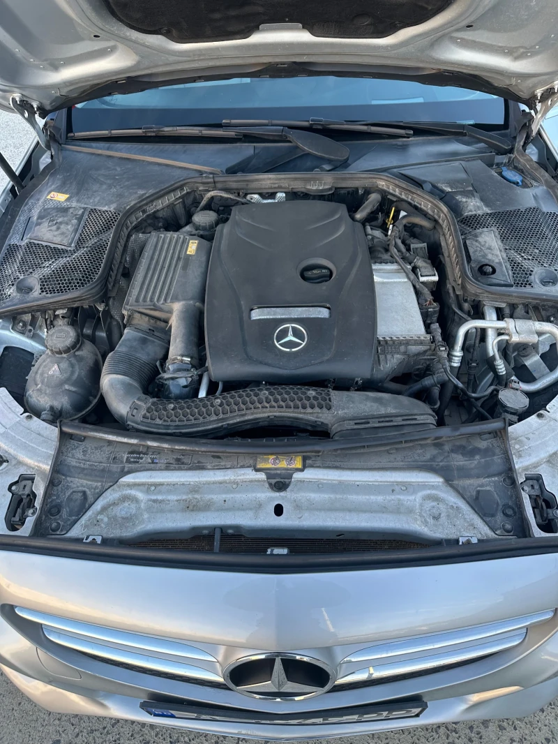 Mercedes-Benz C 300, снимка 9 - Автомобили и джипове - 53181890