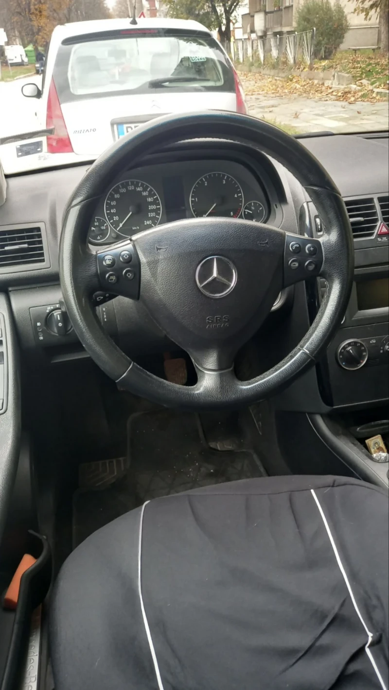 Mercedes-Benz A 180, снимка 5 - Автомобили и джипове - 52566636
