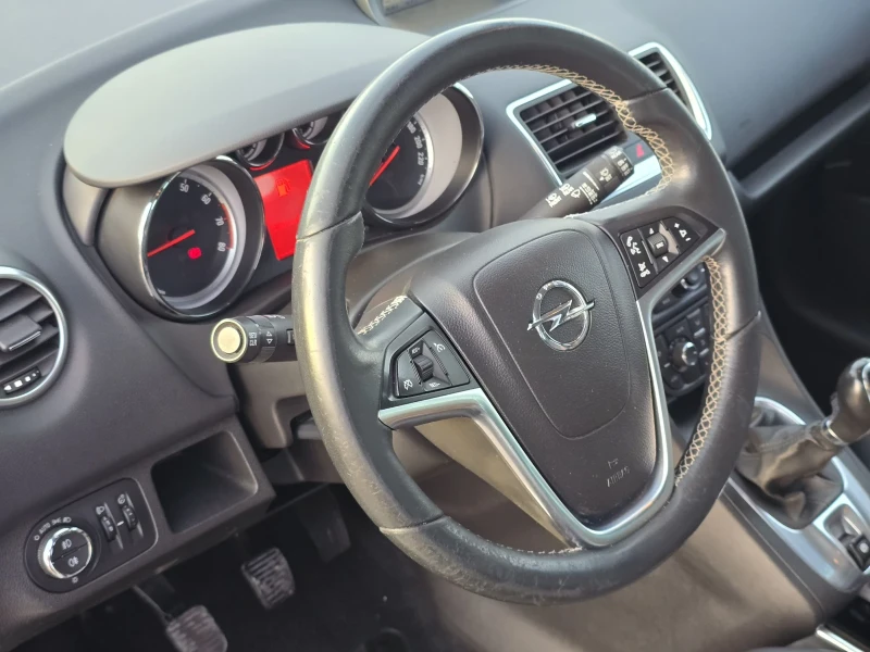 Opel Meriva 1.4T-GAZ-BENZIN, снимка 8 - Автомобили и джипове - 52841954