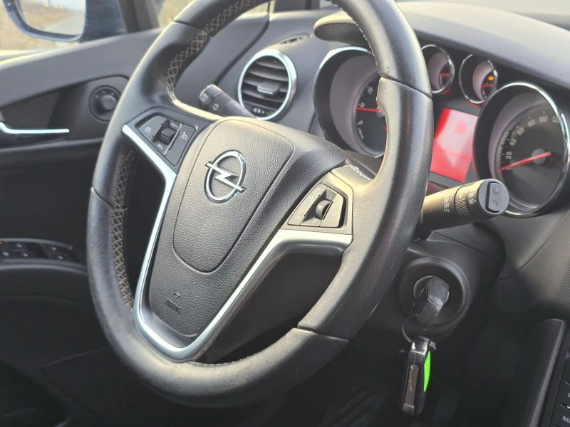 Opel Meriva 1.4T-GAZ-BENZIN, снимка 14 - Автомобили и джипове - 52841954