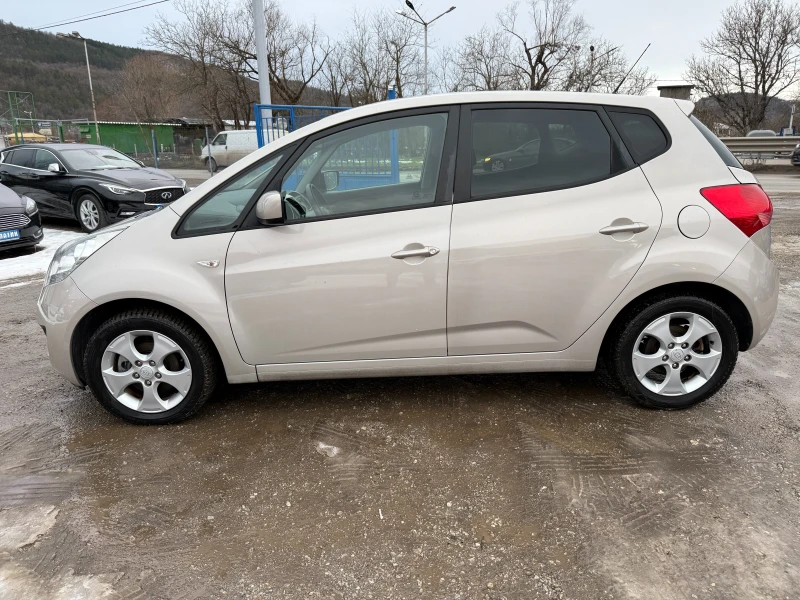 Kia Venga 1.4i-90к.с-парктроник-климатик-мултимедия-Италия, снимка 3 - Автомобили и джипове - 53197148