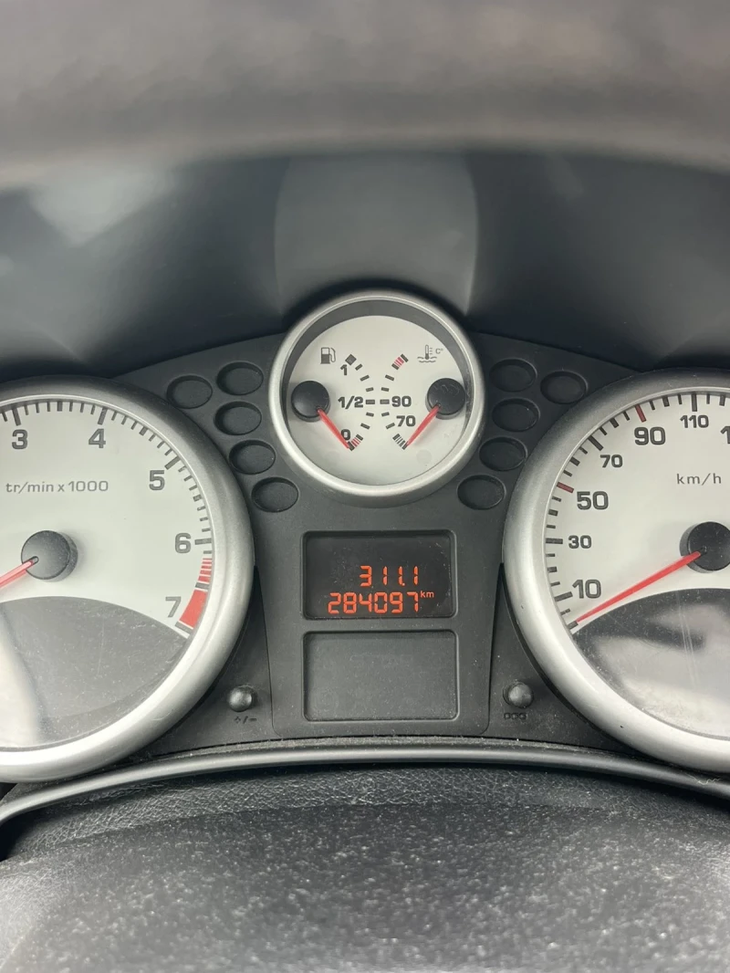 Peugeot 207, снимка 5 - Автомобили и джипове - 53221910