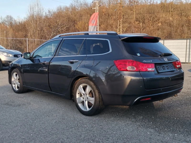 Honda Accord 2.2i-DTEC Executive, снимка 3 - Автомобили и джипове - 53414730