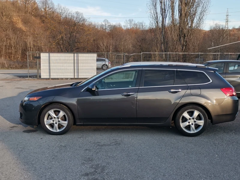 Honda Accord 2.2i-DTEC Executive, снимка 2 - Автомобили и джипове - 53414730