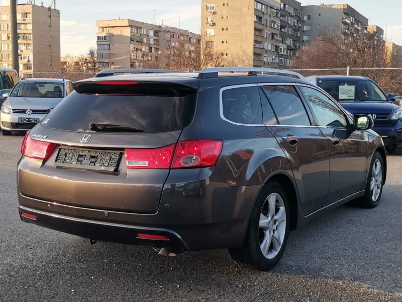Honda Accord 2.2i-DTEC Executive, снимка 5 - Автомобили и джипове - 53414730