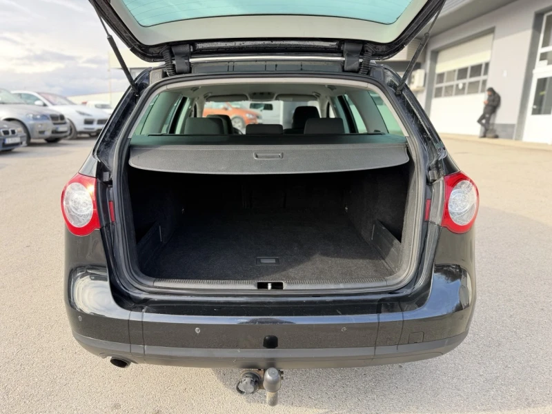 VW Passat 1.6TDI, снимка 16 - Автомобили и джипове - 53511053