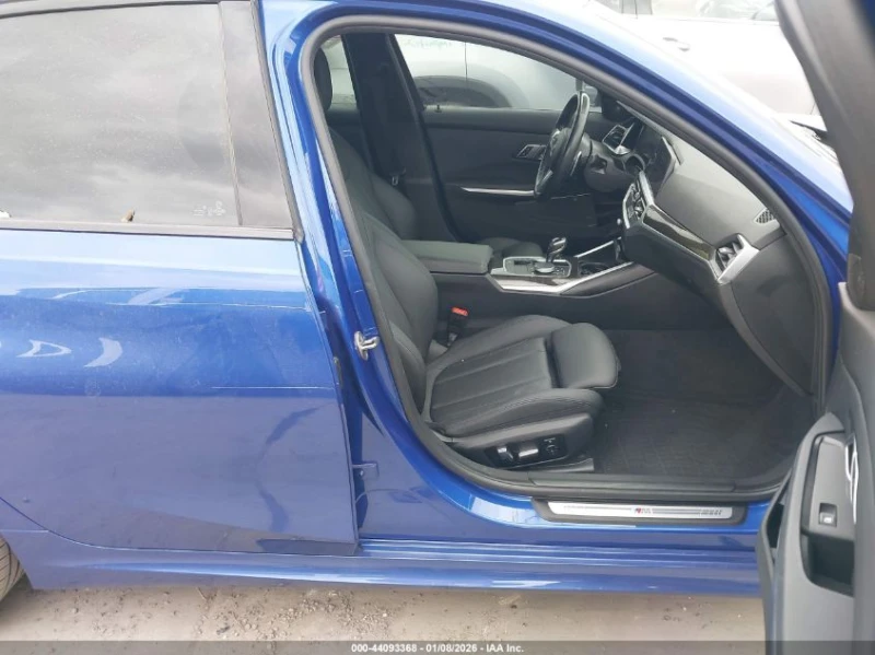 BMW 330 2l I xDrive, снимка 5 - Автомобили и джипове - 53592568