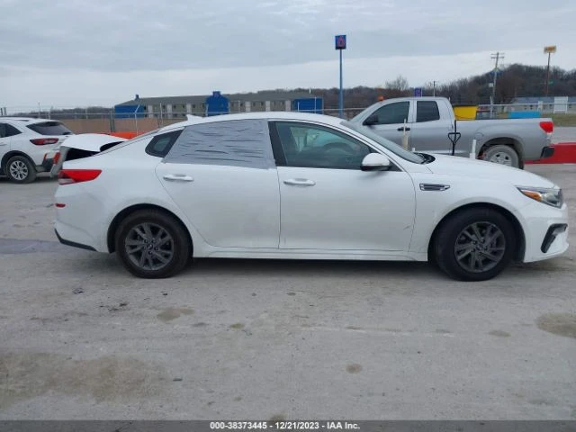 Kia Optima LX * ЦЕНА ДО БЪЛГАРИЯ* (CARFAX), снимка 10 - Автомобили и джипове - 49428398