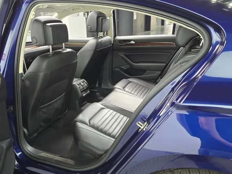 VW Passat 2.0 TDI Premium* ��������* Digital | Mobile.bg � ����������� 11