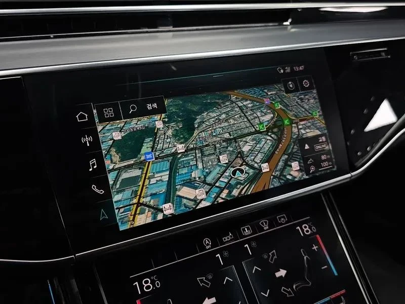 Audi A8, снимка 14 - Автомобили и джипове - 56689307