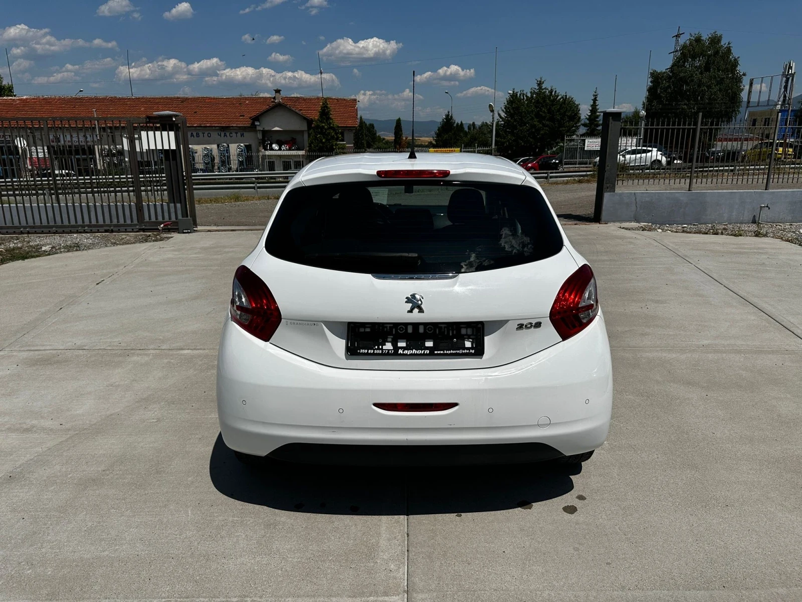 Peugeot 208 1.4hdi - изображение 4