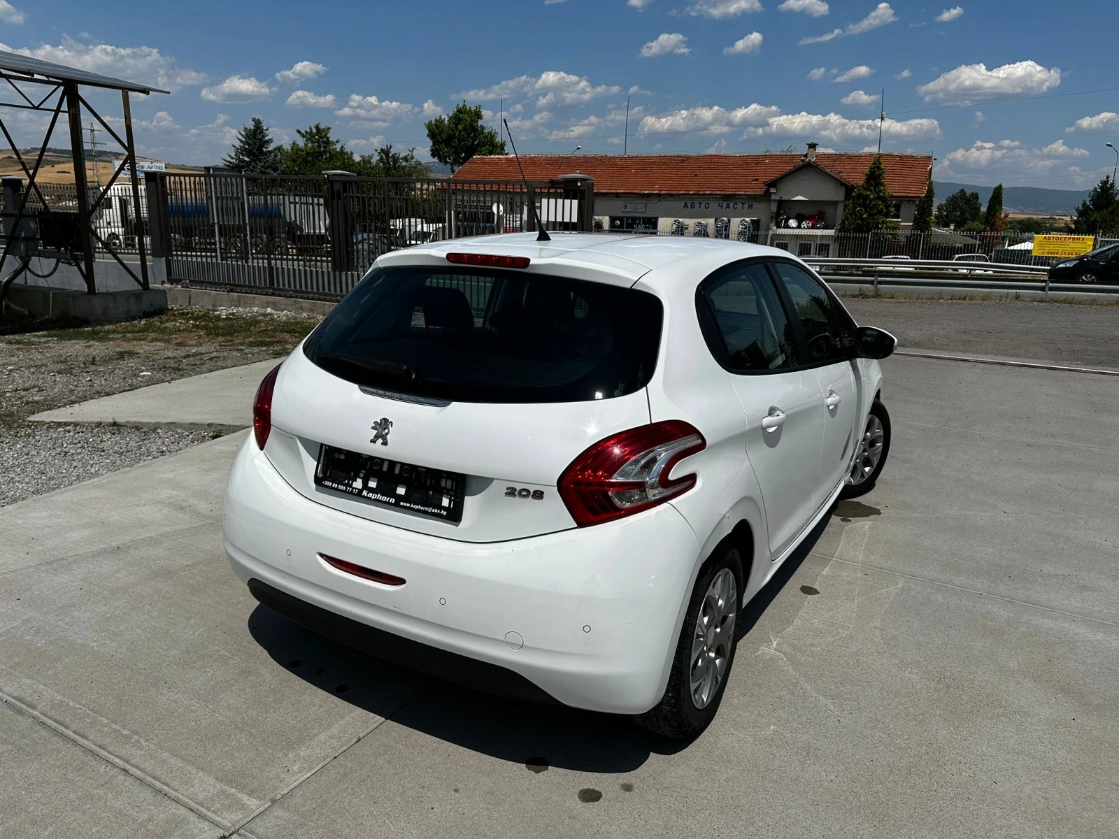 Peugeot 208 1.4hdi - изображение 7