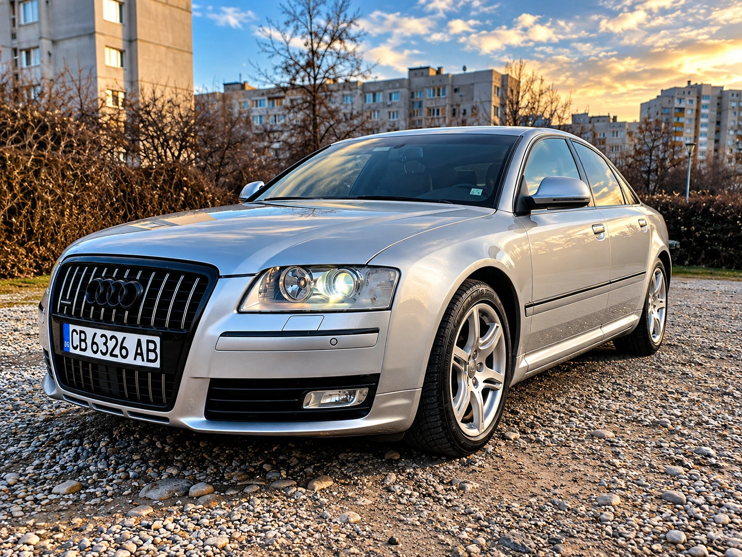 Audi A8, снимка 2 - Автомобили и джипове - 51331426
