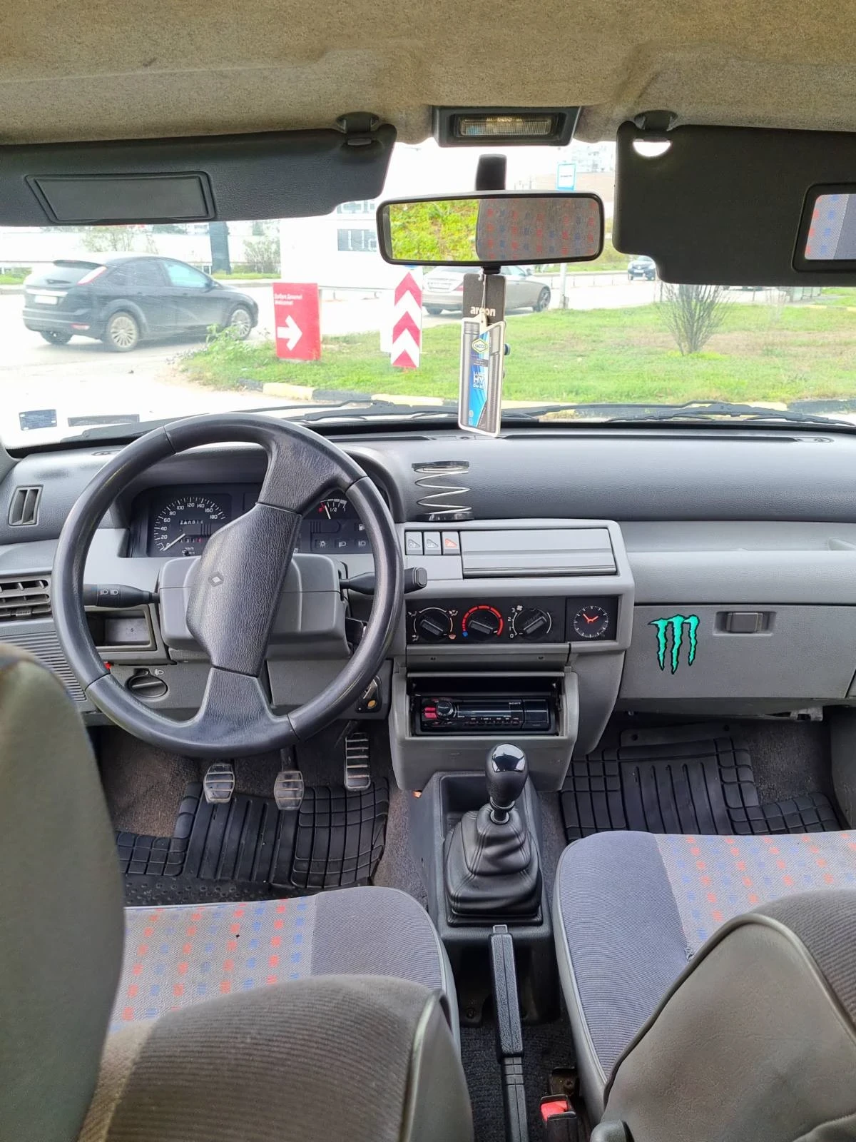 Renault Clio 1.2 60hp - изображение 4