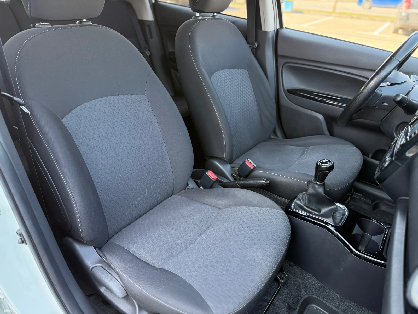 Mitsubishi Space star Keyless, Navi , Подгрев 1.2 климатик !, снимка 11 - Автомобили и джипове - 53742806