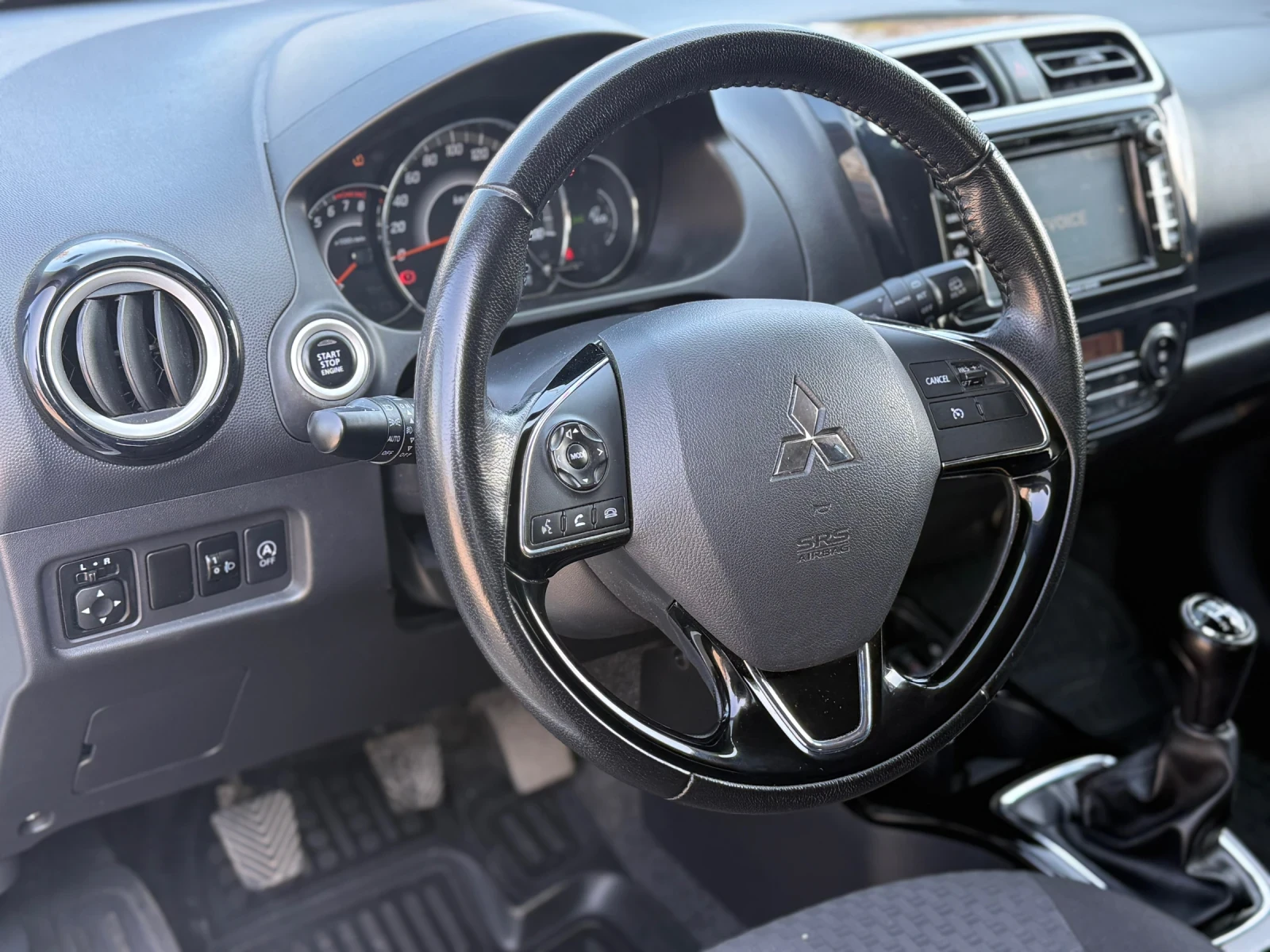 Mitsubishi Space star Keyless, Navi , Подгрев 1.2 климатик !, снимка 16 - Автомобили и джипове - 53742806