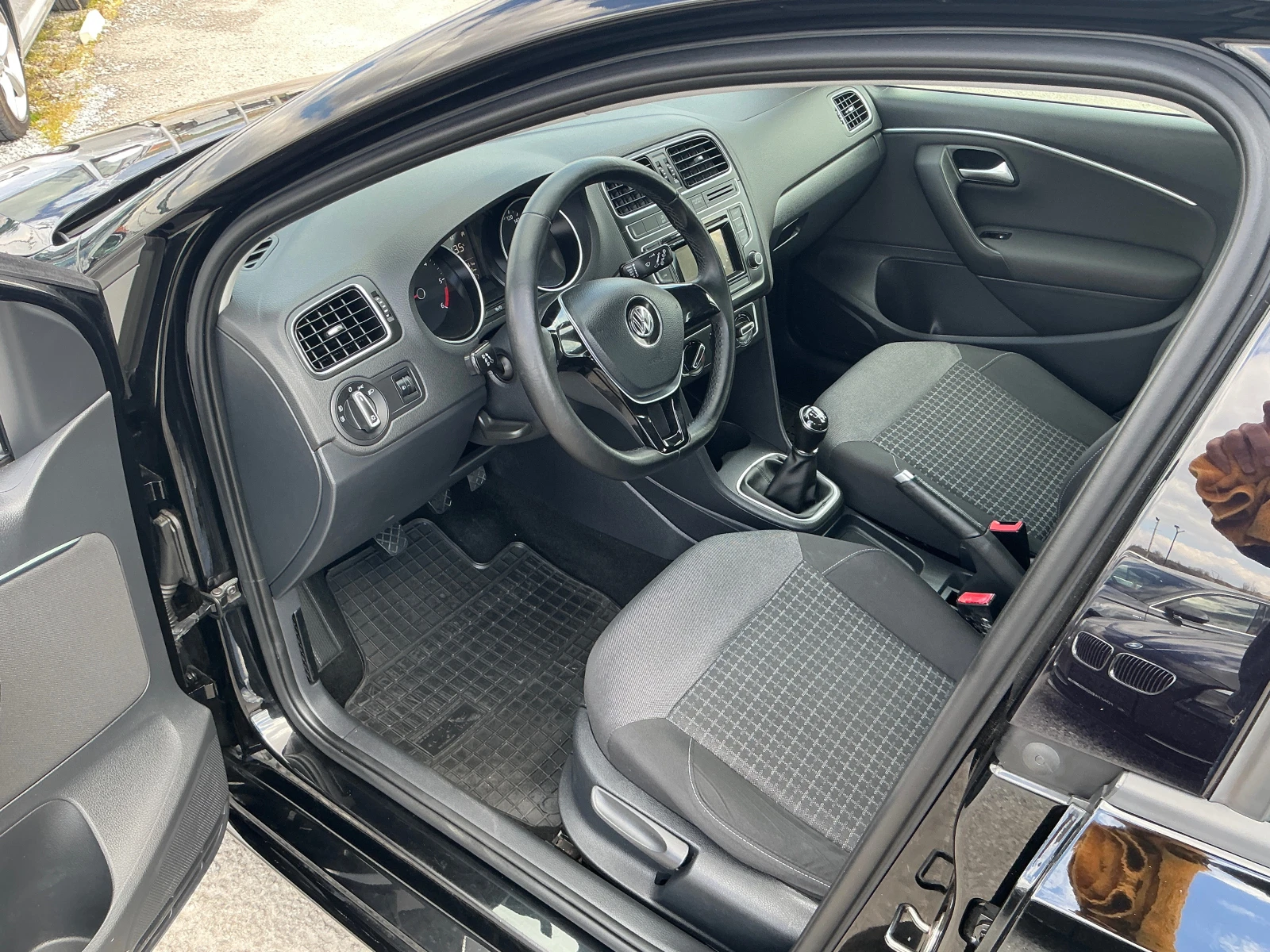 VW Polo 1.4 TDI, снимка 13 - Автомобили и джипове - 53974084