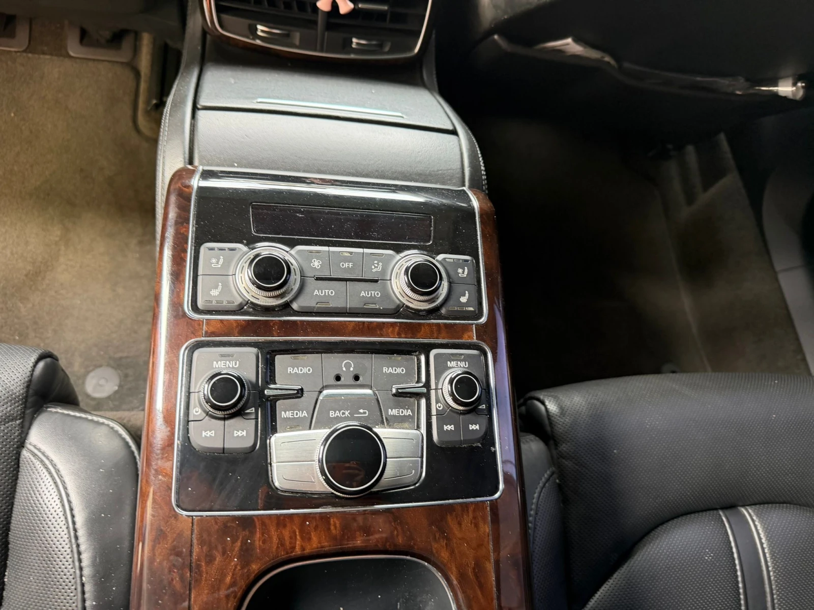 Audi A8 4.2 TDI 3xTV LONG , снимка 8 - Автомобили и джипове - 54229402