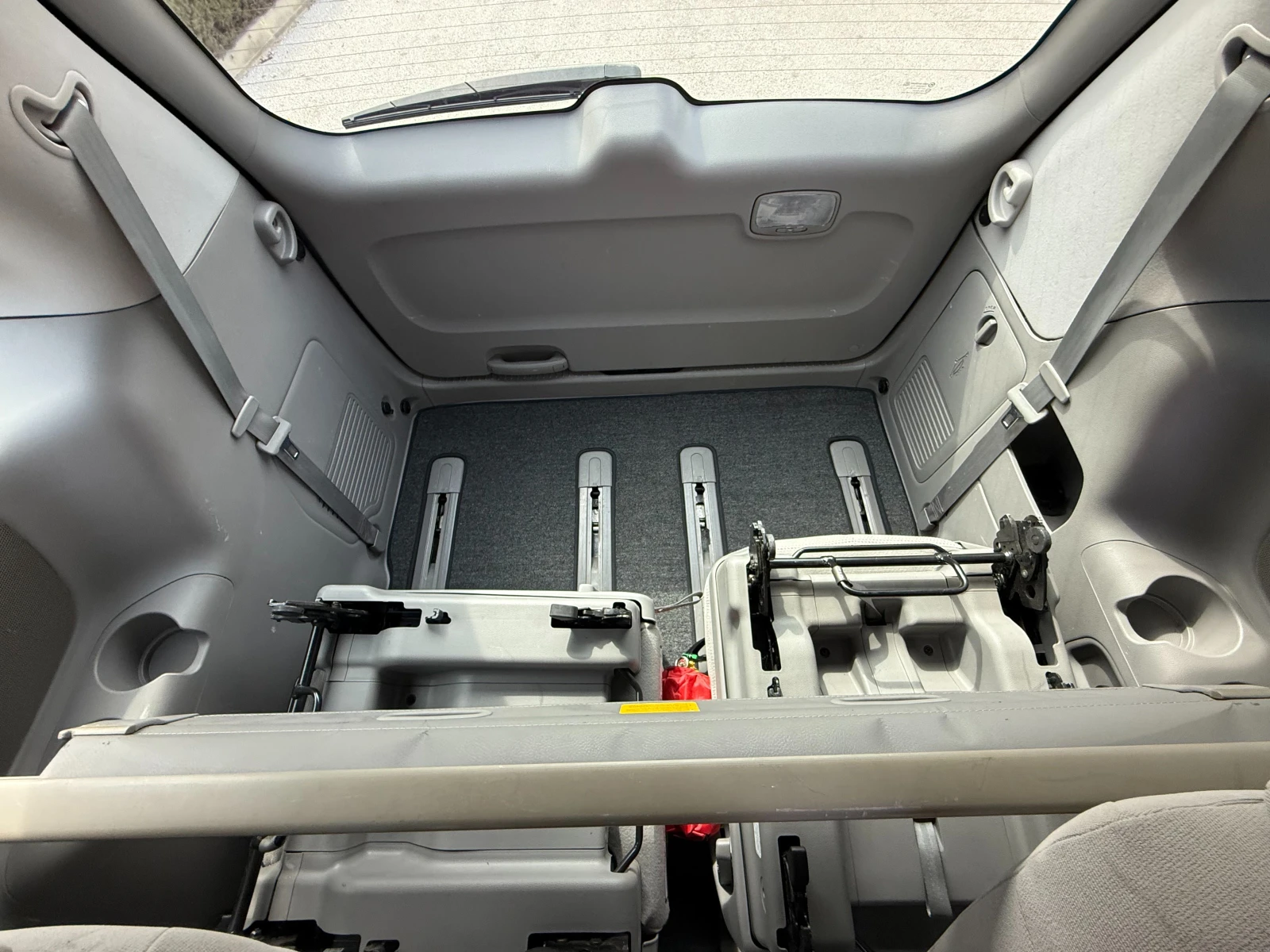 Kia Carnival 7 ����� | Mobile.bg � ����������� 9