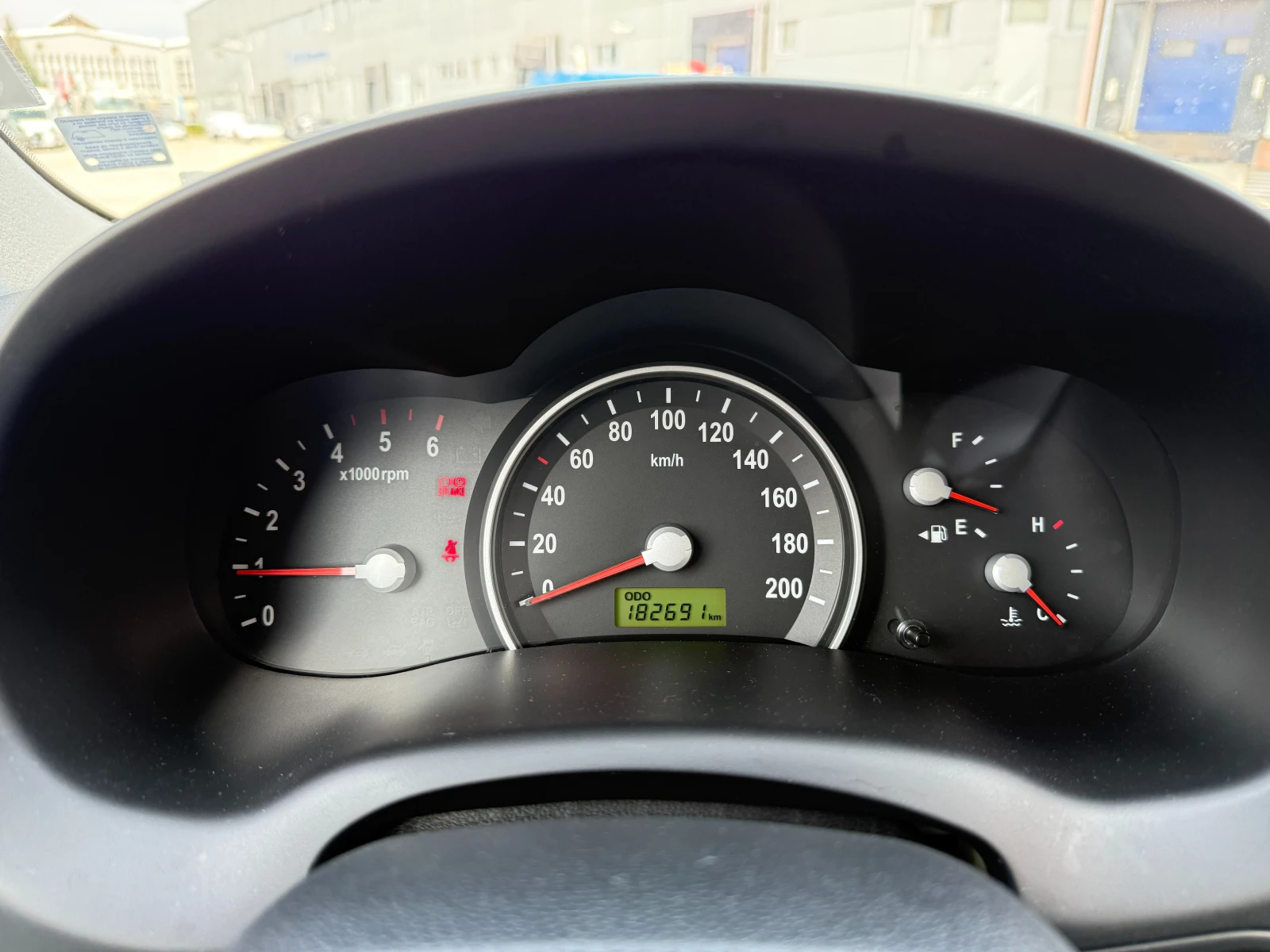 Kia Carnival 7 ����� | Mobile.bg � ����������� 15