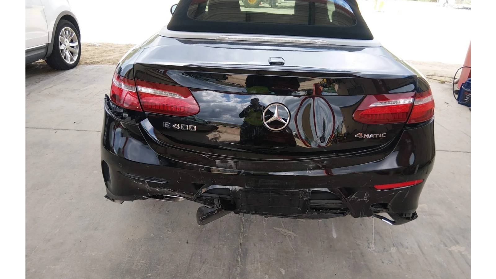 Mercedes-Benz E 400 4MATIC Convertible, снимка 5 - Автомобили и джипове - 54456592