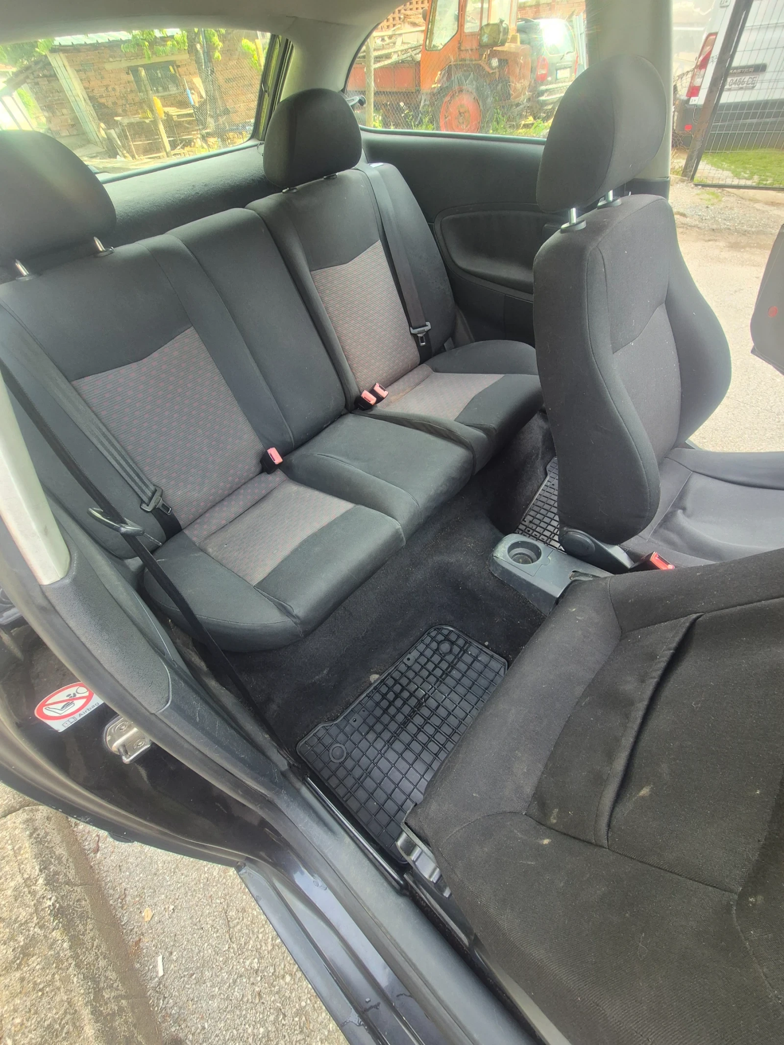 Seat Ibiza 131, снимка 10 - Автомобили и джипове - 54515021