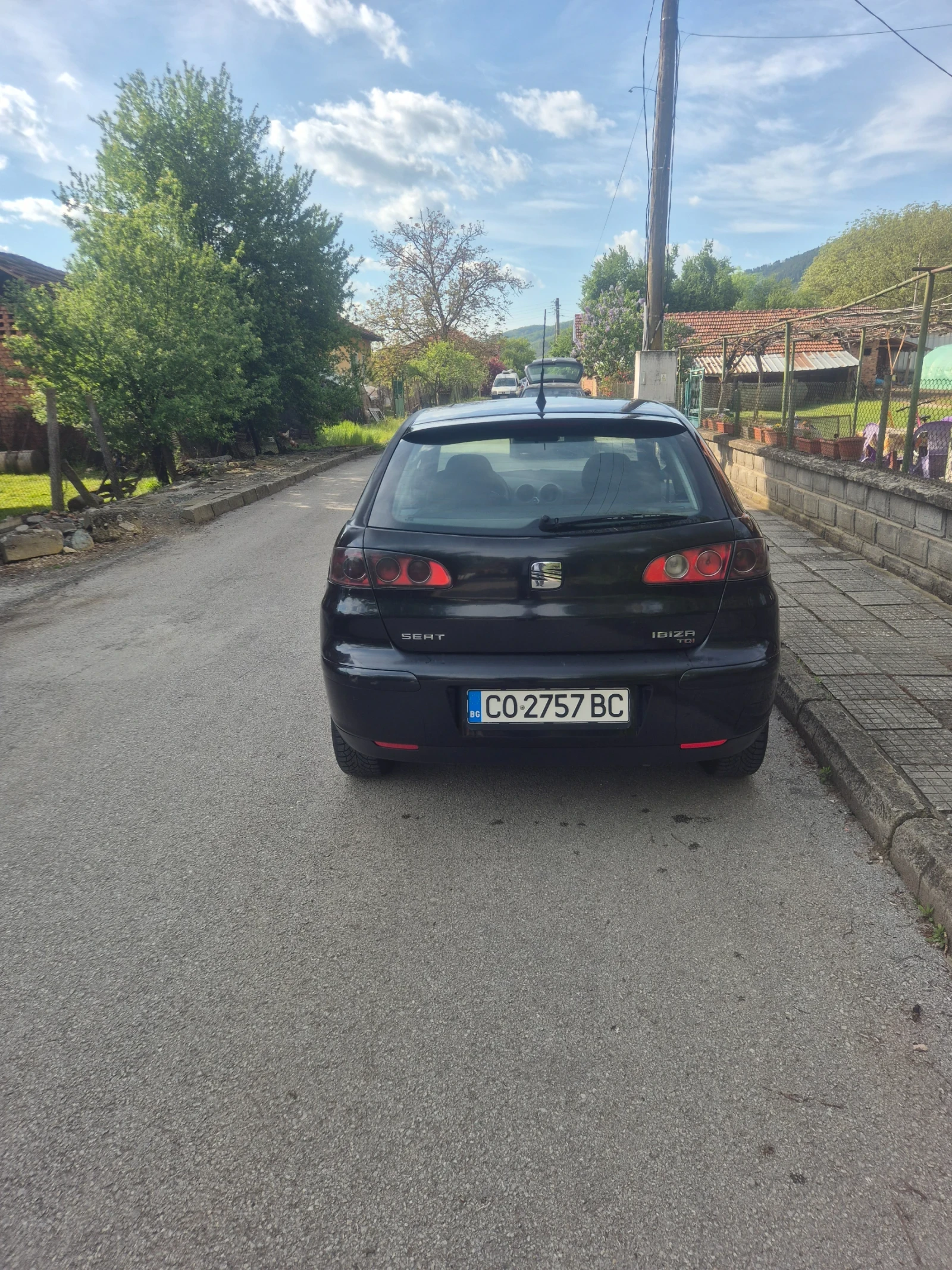 Seat Ibiza 131, снимка 3 - Автомобили и джипове - 54515021