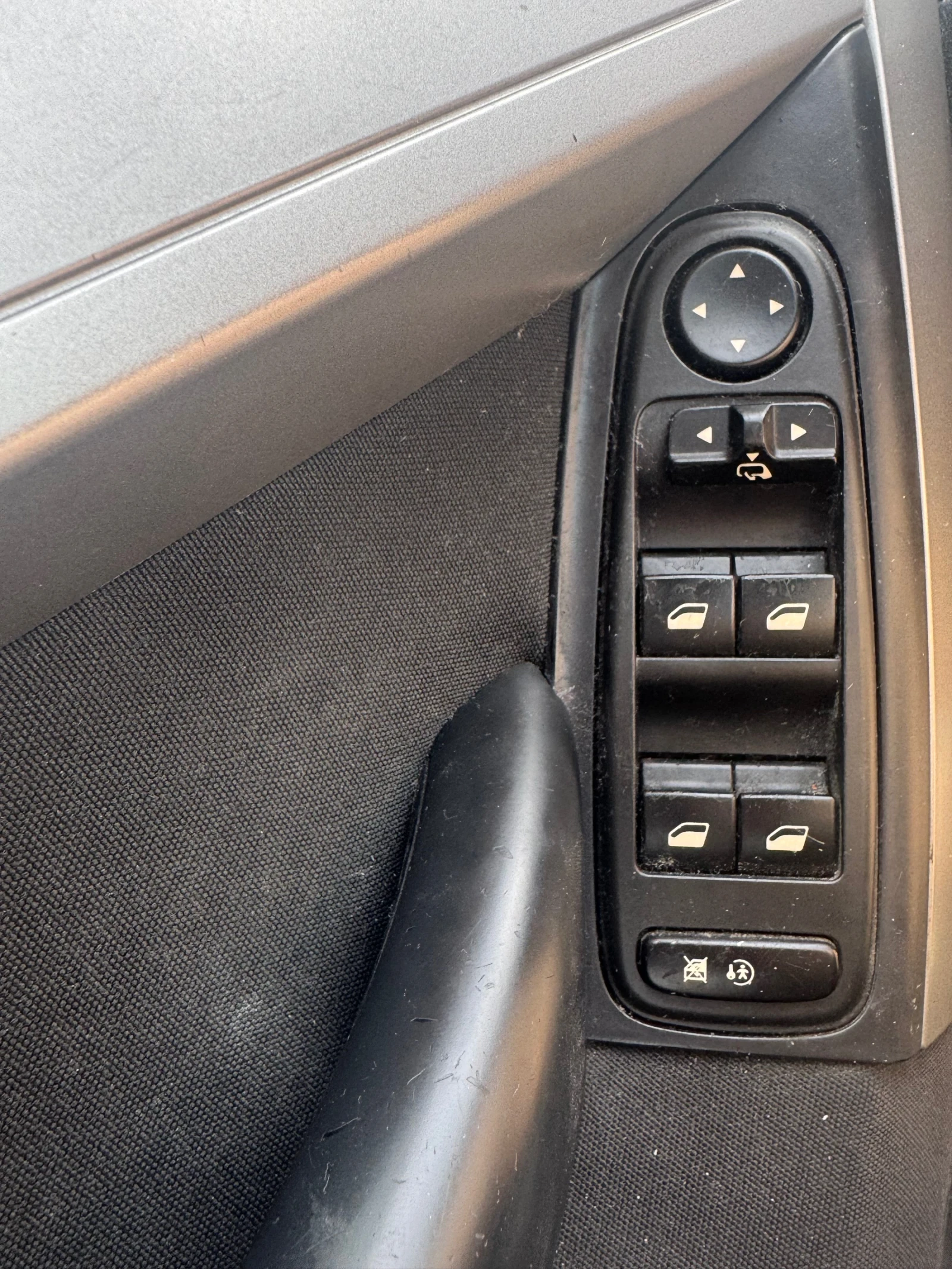Citroen C4 Picasso 1.6EHDI Eco Drive Automatik , снимка 11 - Автомобили и джипове - 54719335