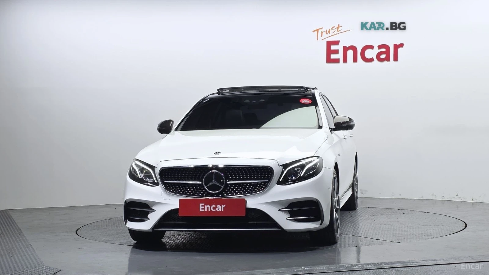 Mercedes-Benz E 43 AMG 4MATIC* DISTRONIC* ОБДУХВАНЕ* МАСАЖИ* 360* КАМЕРА*, снимка 2 - Автомобили и джипове - 54865318