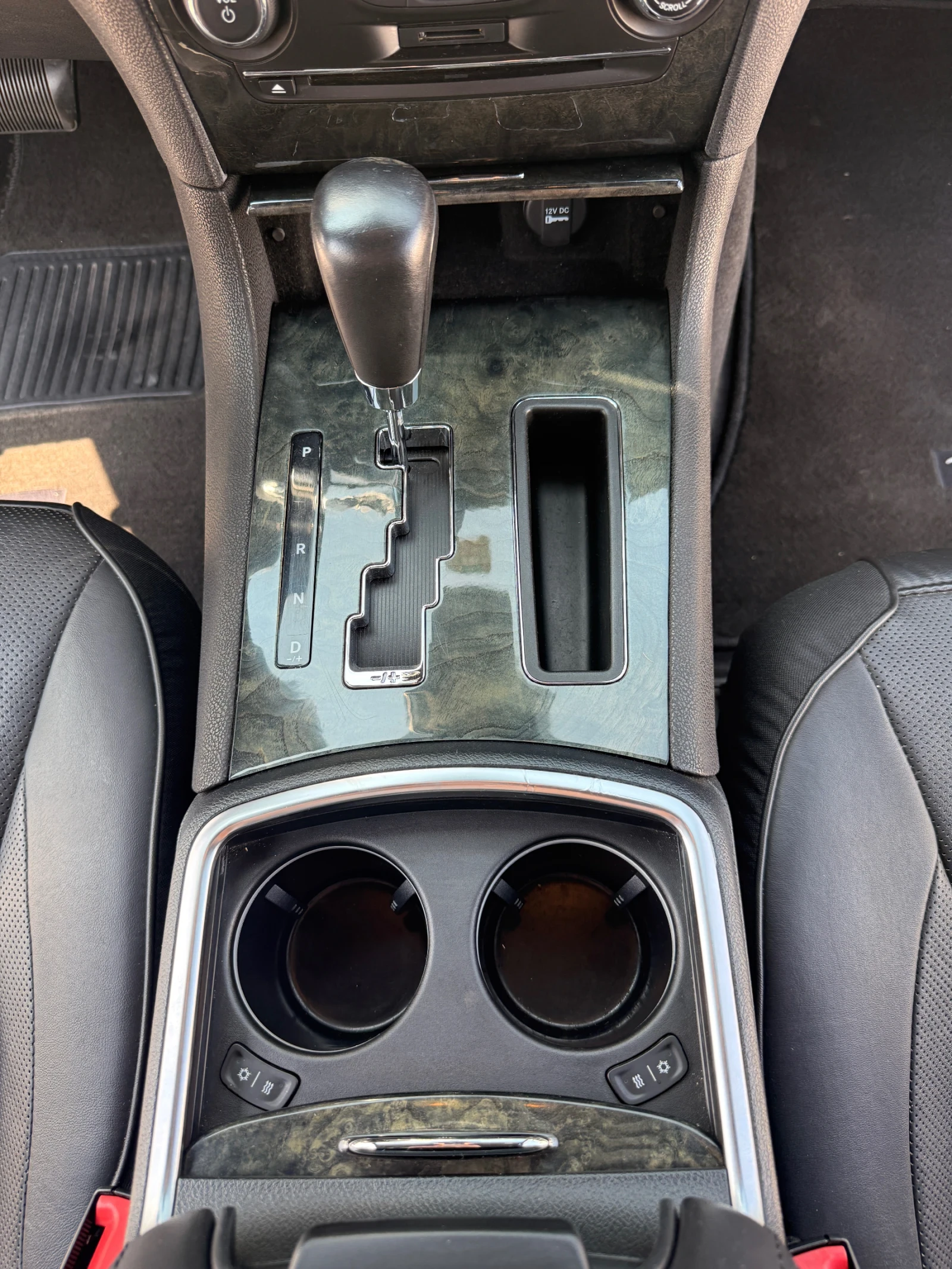 Chrysler 300c Lancia Thema 3.0, снимка 11 - Автомобили и джипове - 54886230