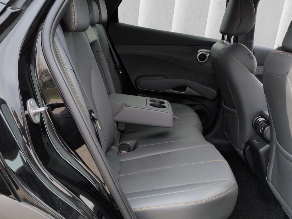 BYD Atto3 EVO Design, снимка 14 - Автомобили и джипове - 54998787