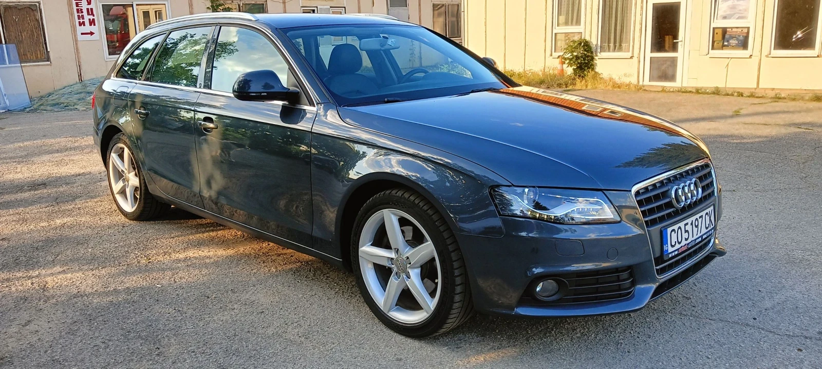 Audi A4 B8, снимка 3 - Автомобили и джипове - 55367343
