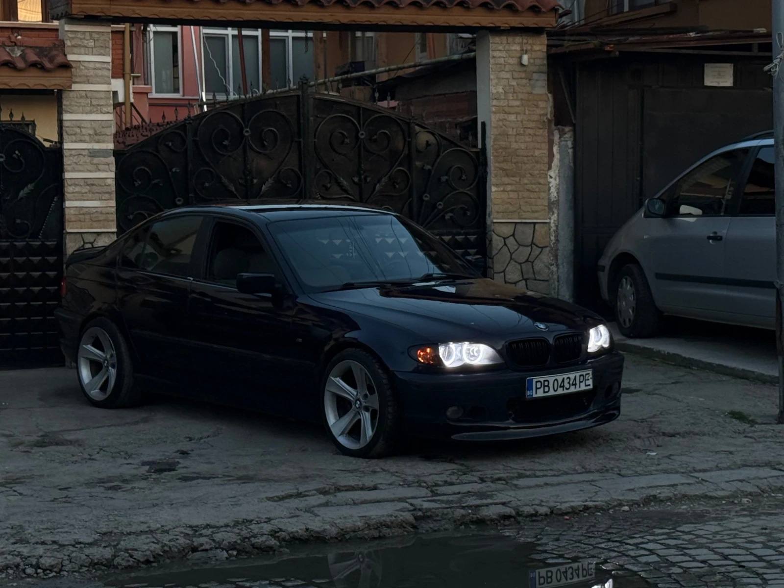 BMW 330, снимка 4 - Автомобили и джипове - 55684972