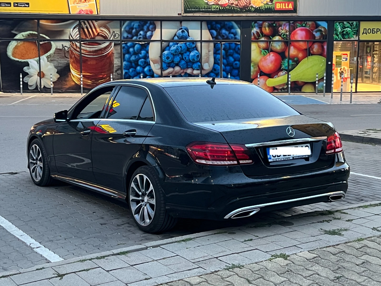 Mercedes-Benz E 350 4matic/Airmatic, снимка 2 - Автомобили и джипове - 55944943