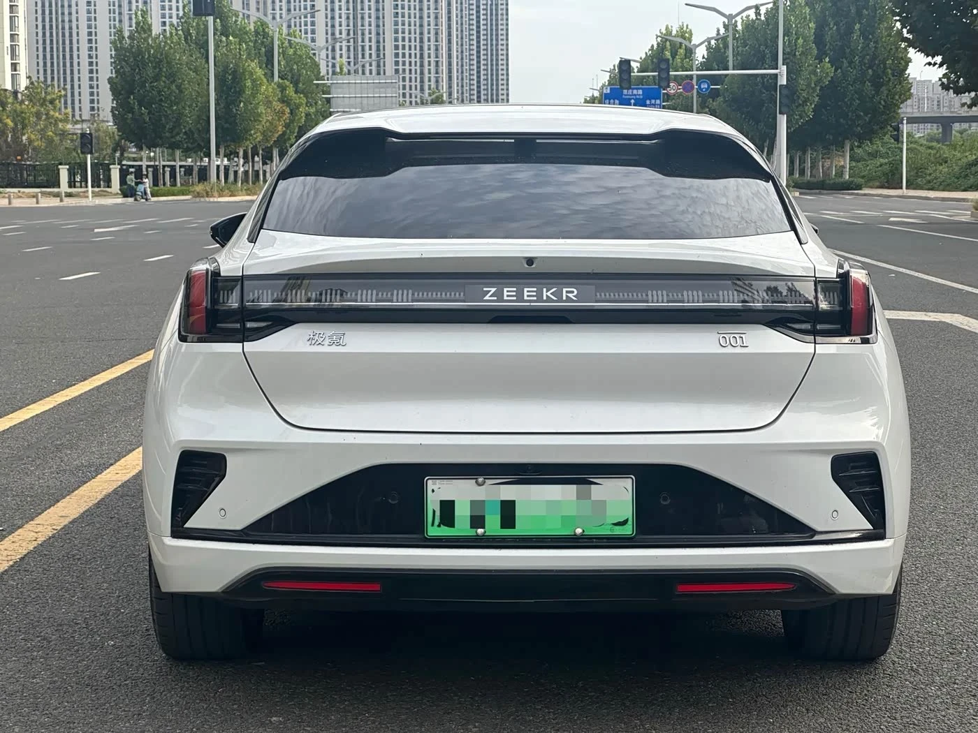 Zeekr 001 4WD MAX Edition autogeorge.com, снимка 5 - Автомобили и джипове - 56137396