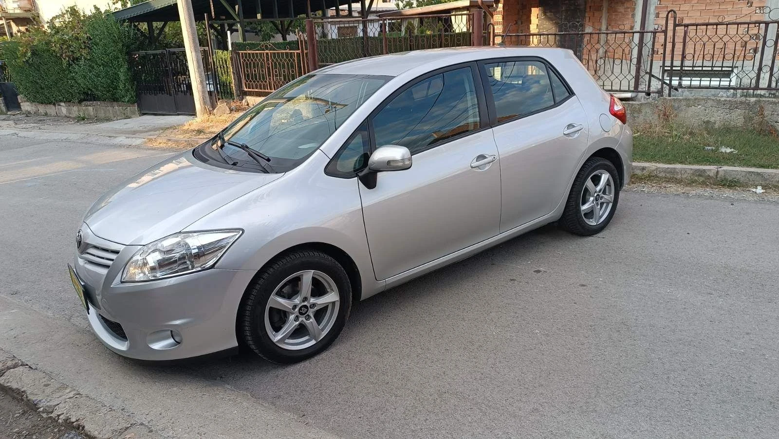 Toyota Auris 1.6-132�.�.��������� | Mobile.bg � ����������� 17