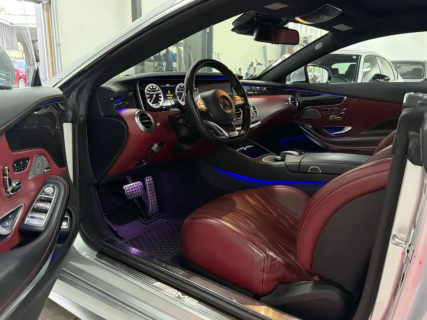 Mercedes-Benz S 63 AMG COUPE Цена до България & АвтоКредит, снимка 9 - Автомобили и джипове - 56158499