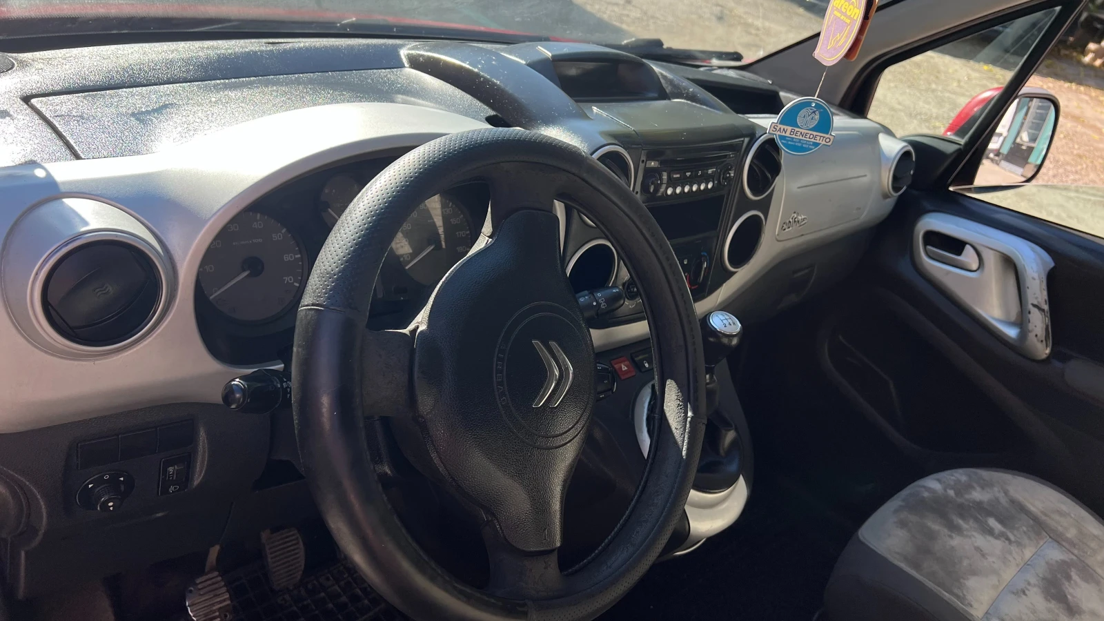 Citroen Berlingo, снимка 5 - Автомобили и джипове - 56360776