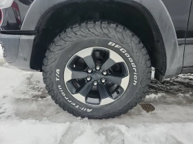 Dodge RAM 1500 5.7 HEMI REBEL * CARFAX * ФИНАНСИРАНЕ  - 25100 € / 49091.33 лв. - 73761234 6