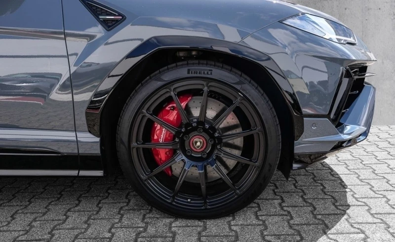 Lamborghini Urus S = Carbon Ceramic Brakes= Гаранция, снимка 4 - Автомобили и джипове - 48910080