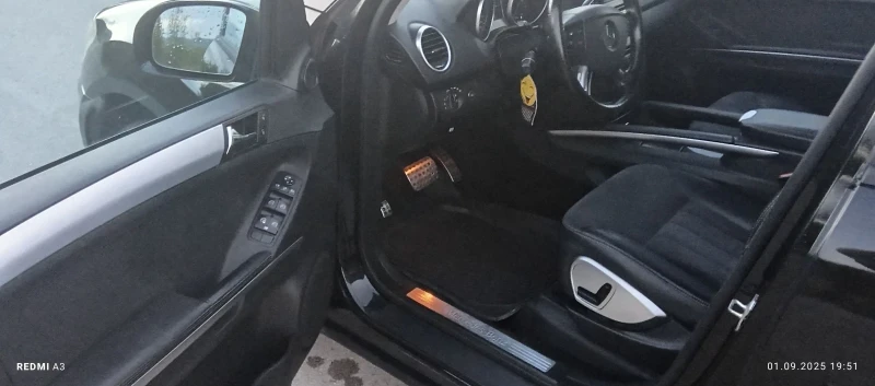 Mercedes-Benz ML 320 320CDI, снимка 11 - Автомобили и джипове - 51577826