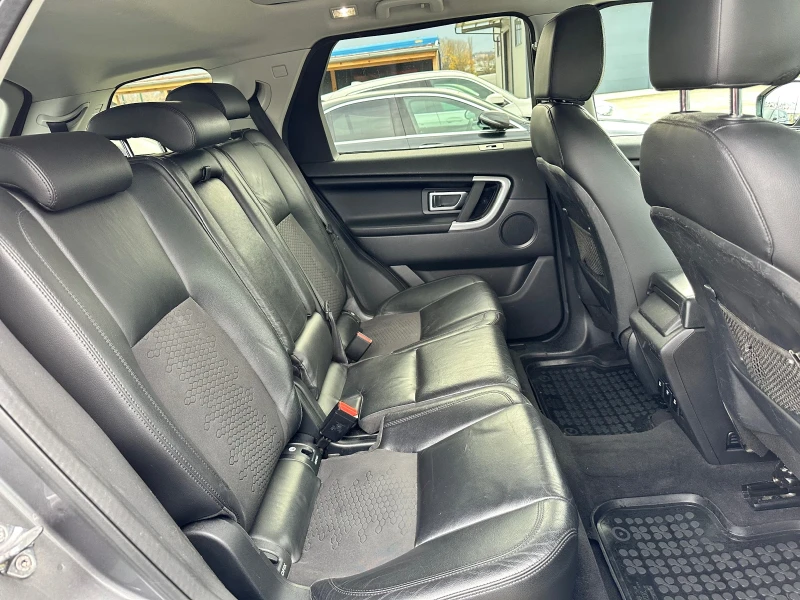 Land Rover Discovery Sport 2.0i AWD 6+ 1 , снимка 13 - Автомобили и джипове - 52563754